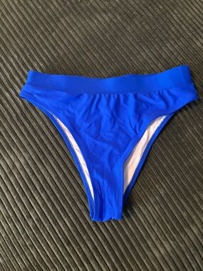 Cupshe Electric Blue High-Rise Bikini Bottom